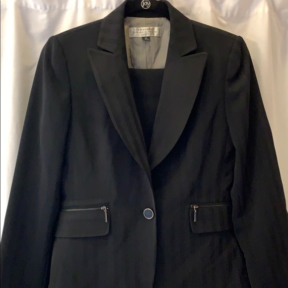 Tahari pinstripe petite suit - Picture 2 of 3